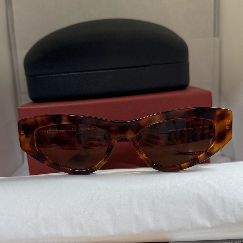 Rare ferragamo sunglasses